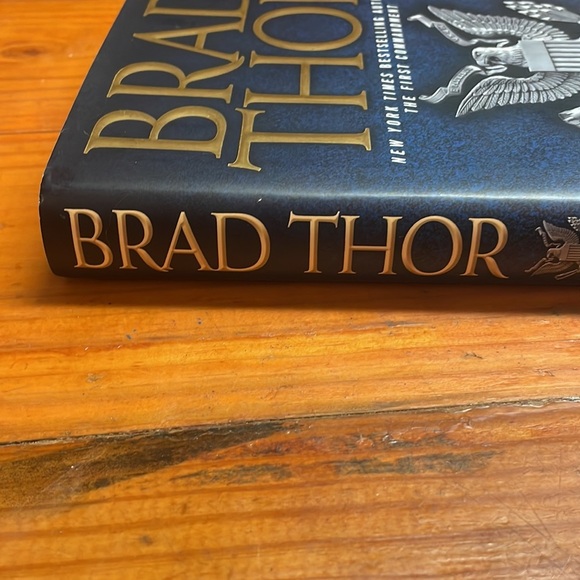 NWT 1st Edition Brad Thor The Last Patriot A Thriller NYT Bestseller - Picture 2 of 13